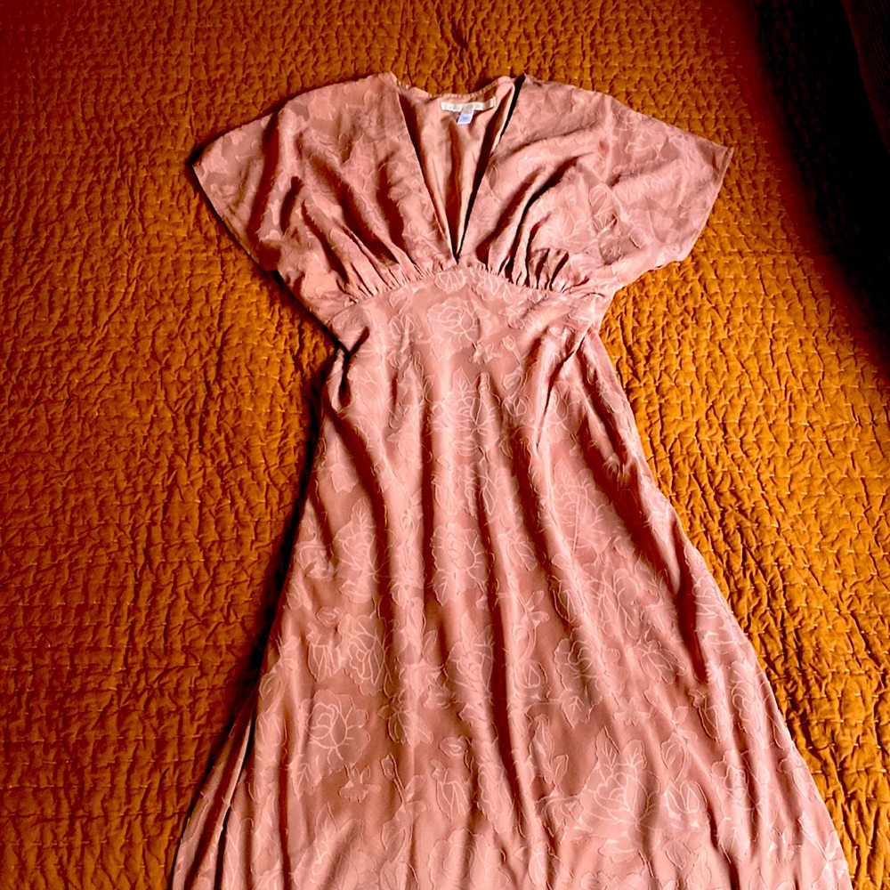 Mauve Deep v neck Formal / wedding / bridesmaid dress from Hutch